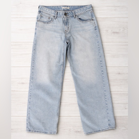 Levi's Denim - Levi's Light Blue Wash Low Rise Jeans - Size 31